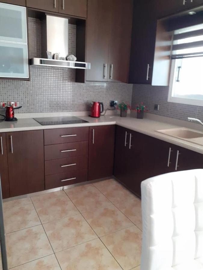 Nanas Vacation House Пафос Экстерьер фото