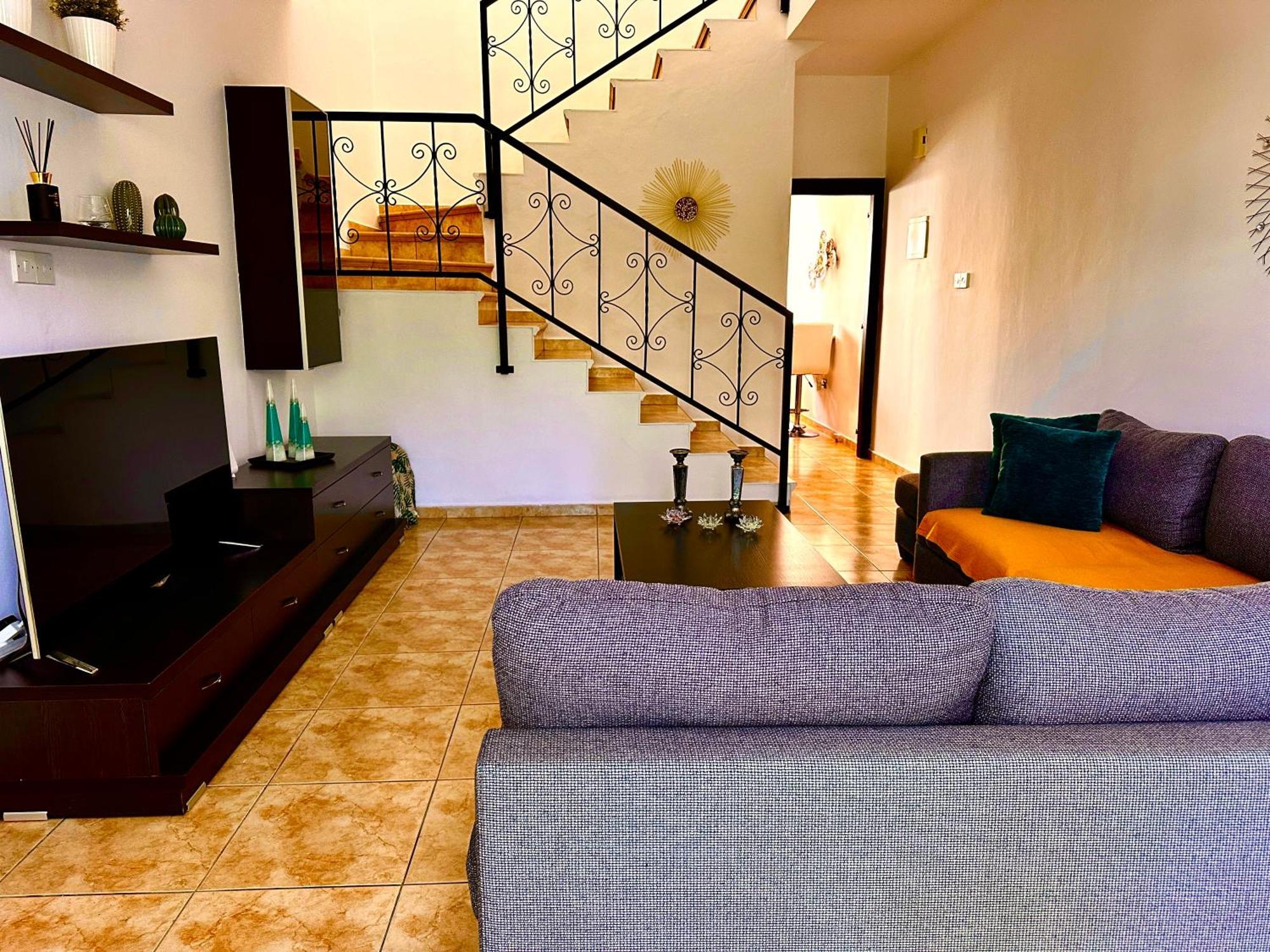 Nanas Vacation House Пафос Экстерьер фото